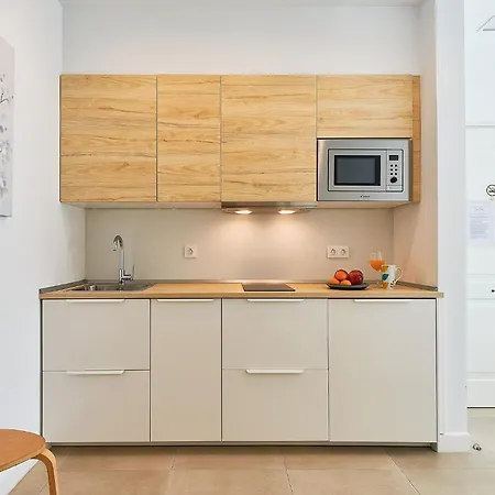 Deluxe Face Apartment